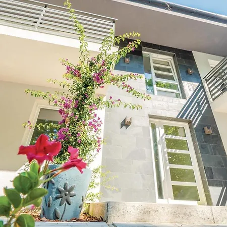 Апартаменты One-bedroom In